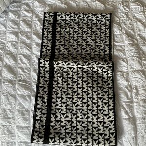 Michael Kors infinity scarf